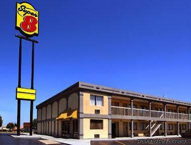 Super 8 By Wyndham Greensboro Zewnętrze zdjęcie