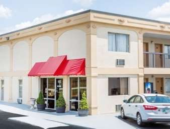 Super 8 By Wyndham Greensboro Zewnętrze zdjęcie
